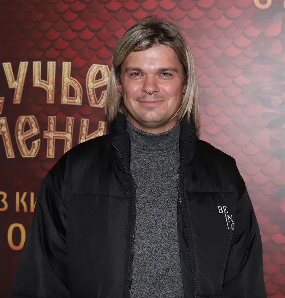 Илья Гуров