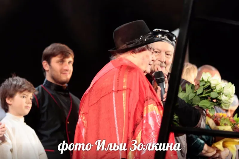 Александра Бурдонского поздравляет Народная артистка СССР Элина Быстрицкая