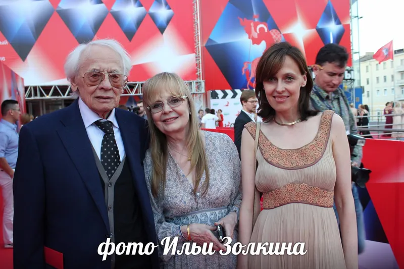 актер Вячеслав Манучаров