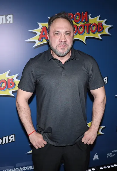 Александр Волков